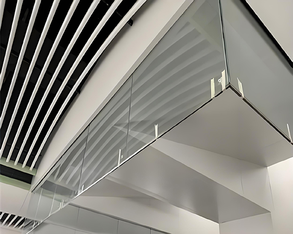 渭南玻璃渭南挡烟垂壁