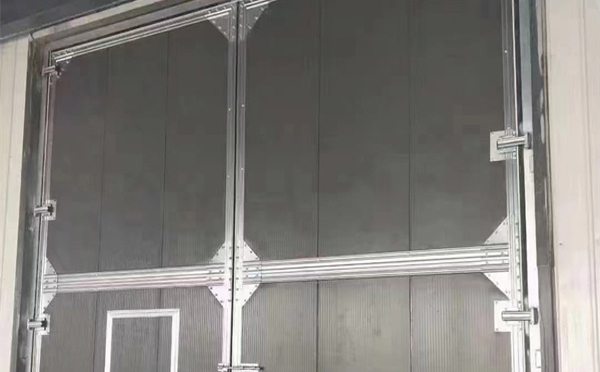 渭南兰州厂房渭南工业门选购与使用指南:打造高效安全的生产环境 渭南兰州厂房渭南工业门选购与使用指南:打造高效安全的生产环境