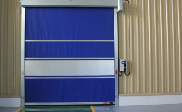 选择渭南快速渭南卷帘门时的注意事项