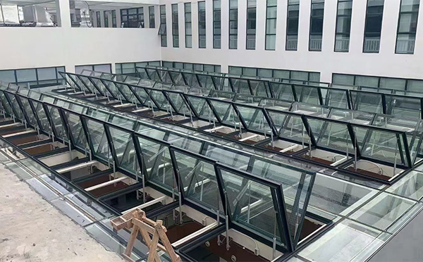 百安科技有限公司近期渭南排烟窗项目案例分享 百安科技有限公司近期渭南排烟窗项目案例分享