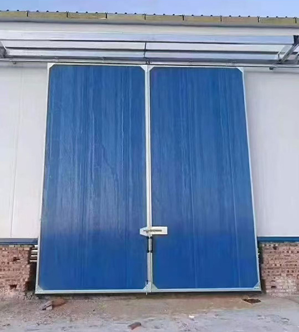 渭南工业门在大型仓储物流通道中的应用实例