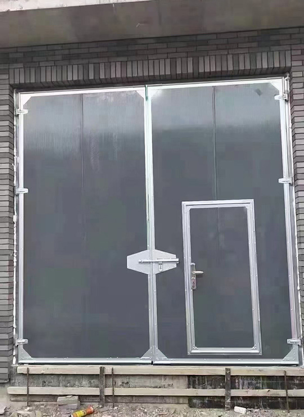 渭南工业平开门在大型设备制造车间的应用实例