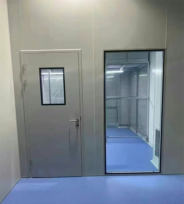 学校教学楼完成渭南防火门标准化安装